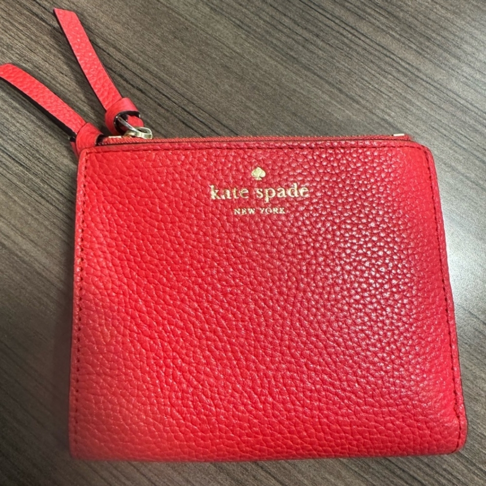 Kate Spade Small Malea Mulberry wallet
